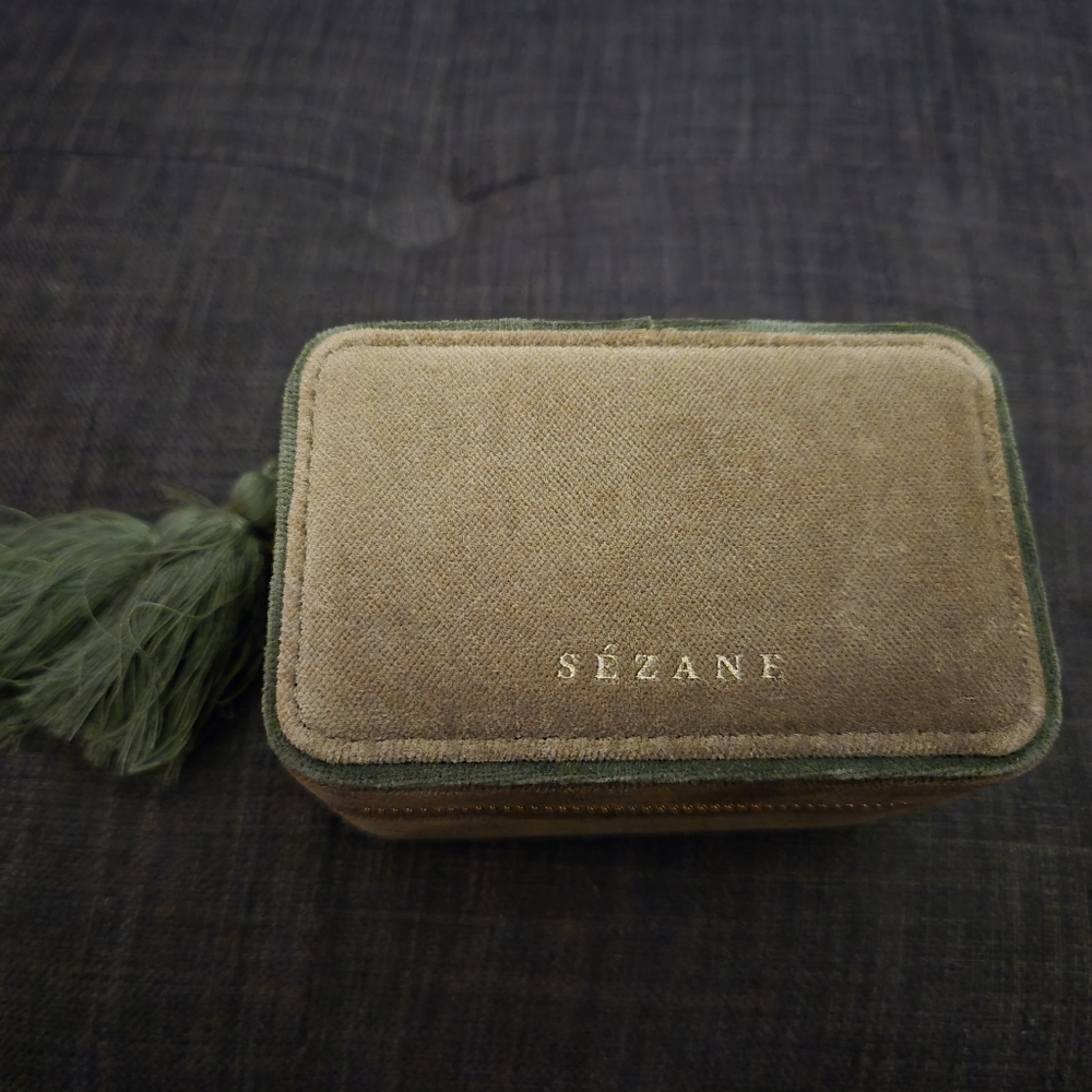 Sezane jewellery box